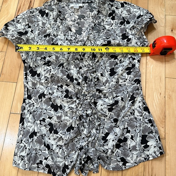 Ann Taylor Loft Floral Button Up Top - Picture 5 of 7